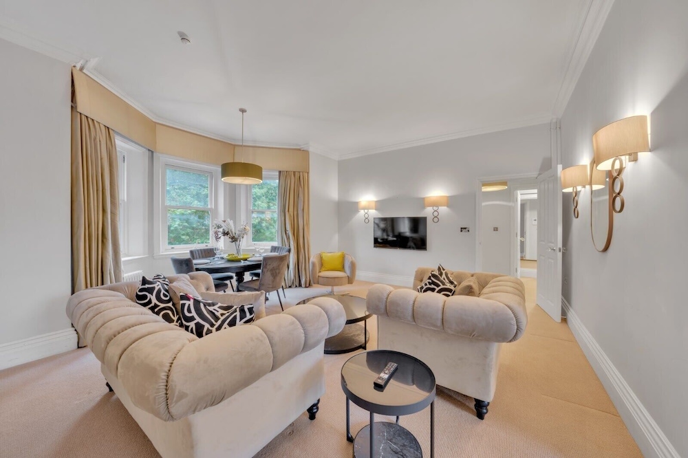 The Knightsbridge Residences