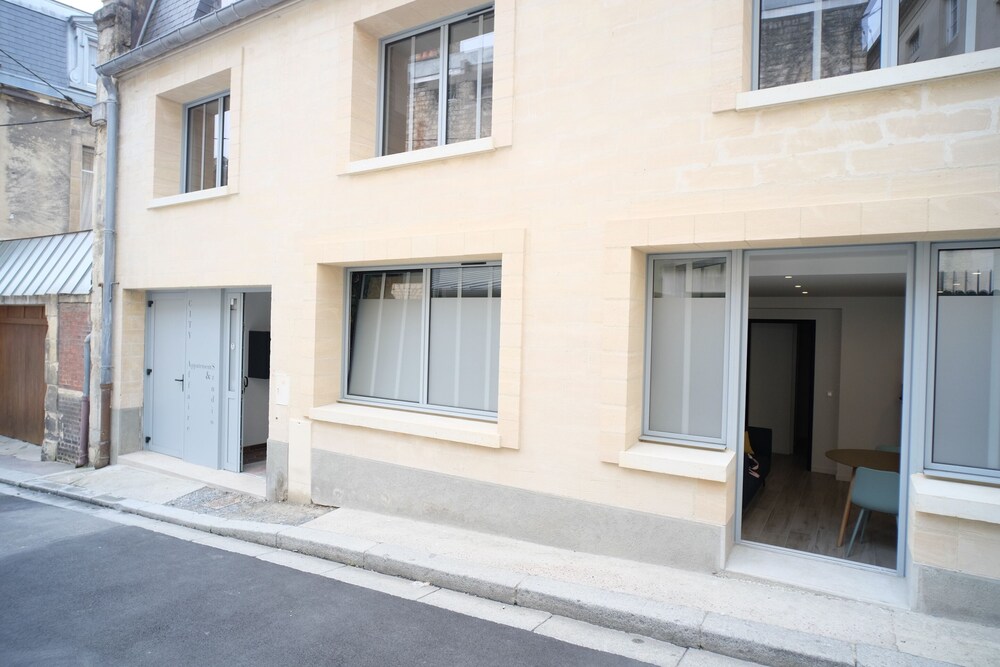 City Affaire - Hotel de Ville Caen view 4
