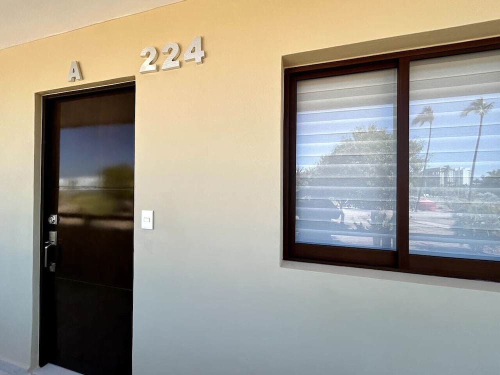 Oceanna Apartments