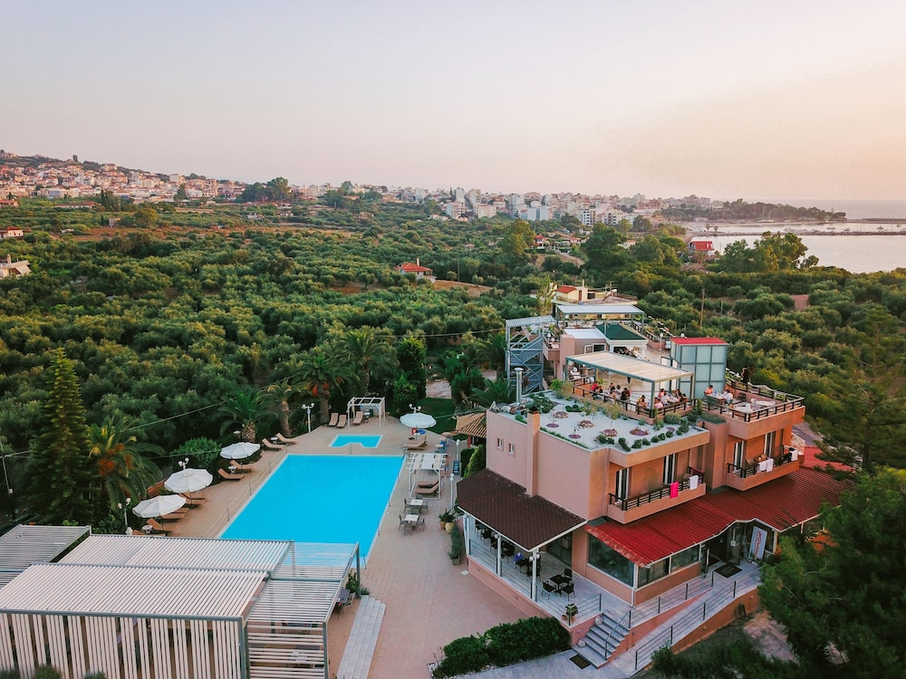 Apollo Resort Art Hotel photo 5