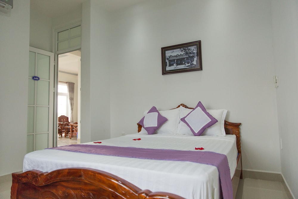 Beautiful Moon Hoi An Villa