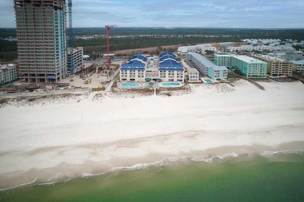 Roomy Loft Condo on the Sugar Sands of Orange Beach With Mulitple Pools view 5
