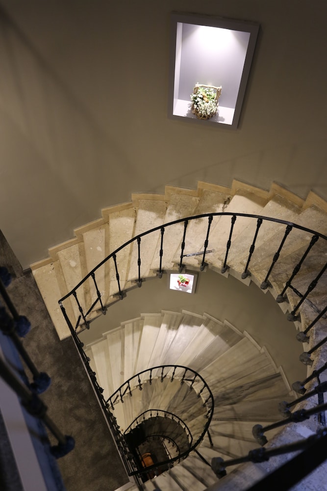 Ferman Pera - Image 86