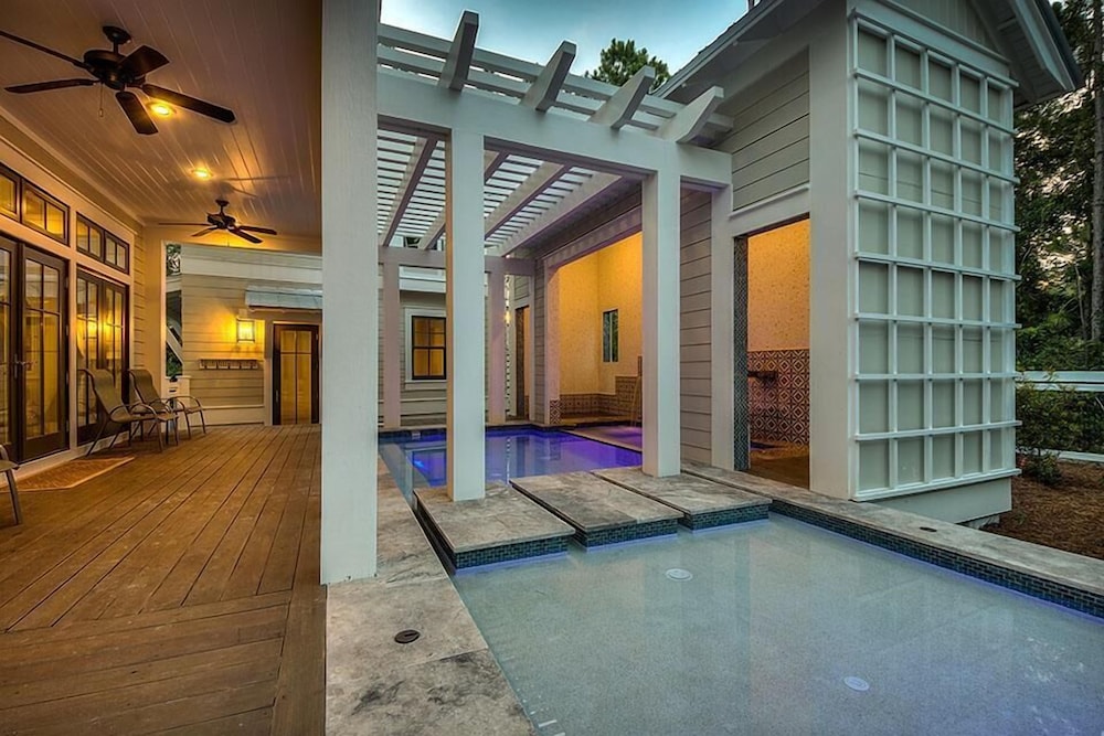 WaterColor Reunions 7 Bedroom Holiday Home by Five Star Properties