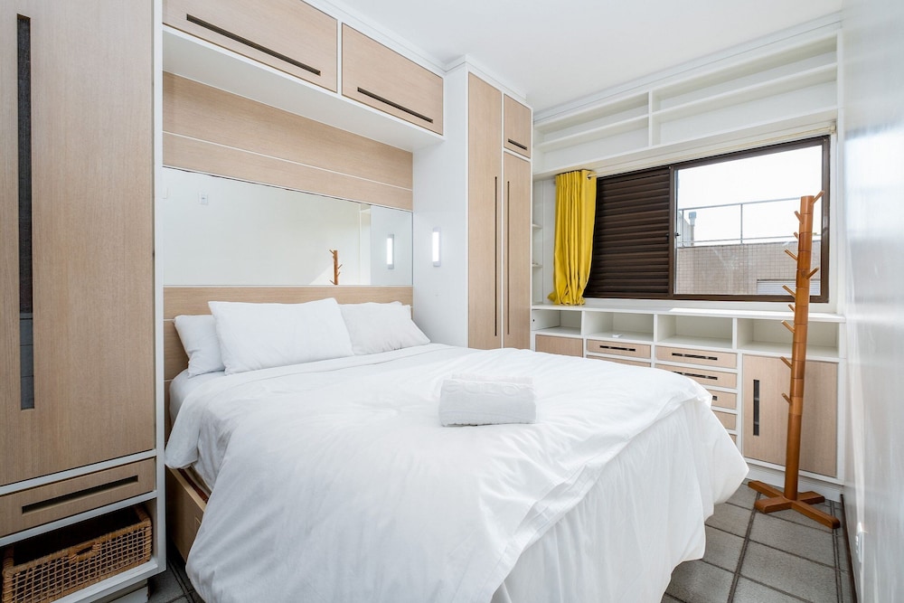 Beira-sea Condominium in Ingleses Norte - POR