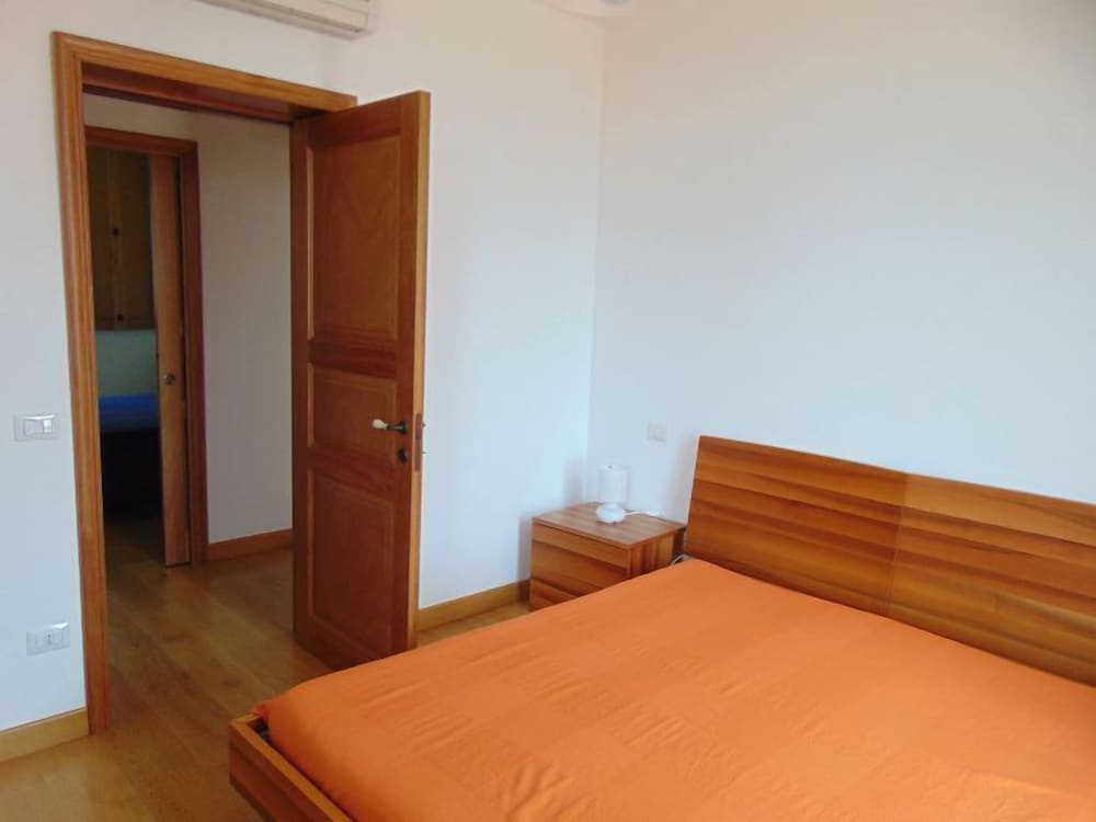 Mandorlo photo 4