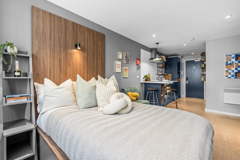 Student Only Pennine House