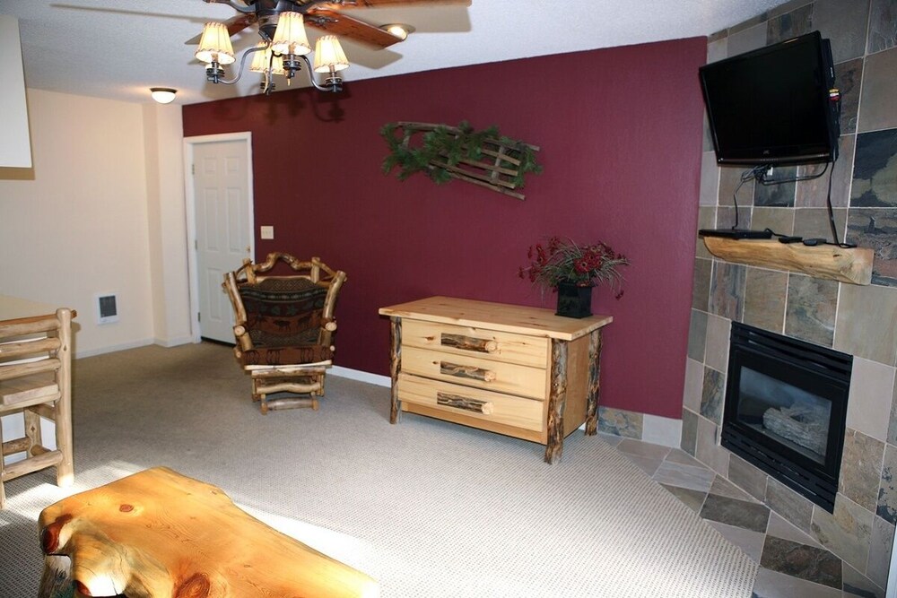 Fawn Valley Inn: 297 1 Bedroom Condo - Property Image 1