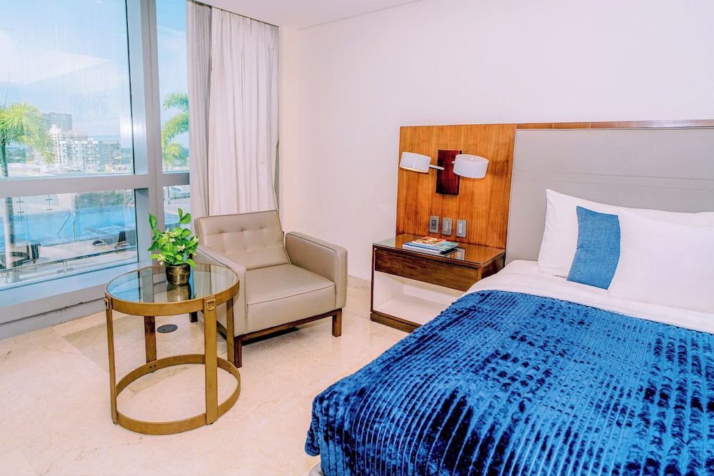 Convenient City Stay in Iloilo Business Park