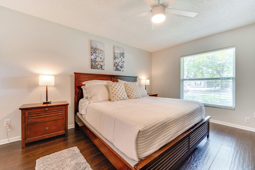 Private Outdoor Oasis w/ Pool: Home in Longwood!