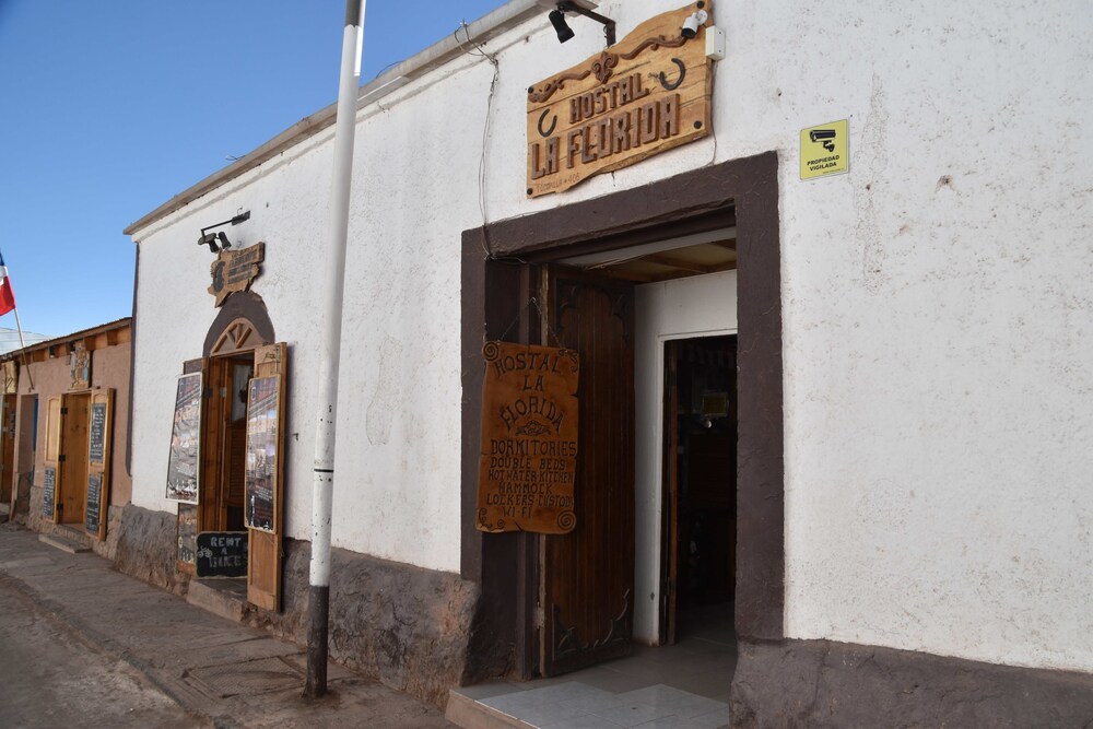 Hostal La Florida - Hostel