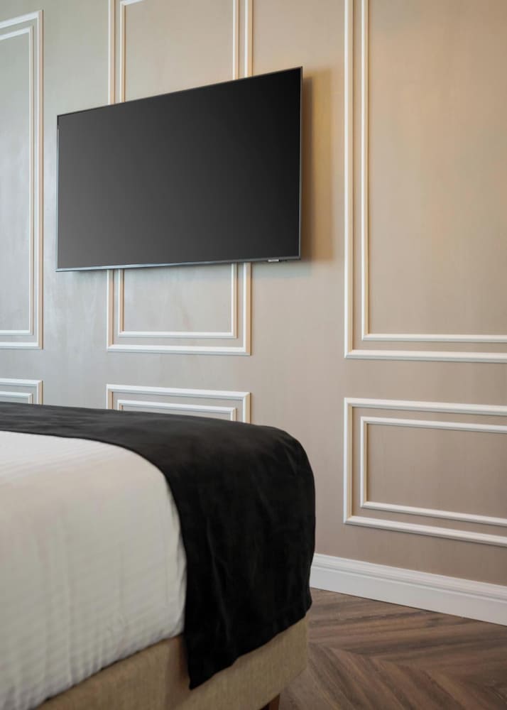 Acropolis Luxury Athens Suites