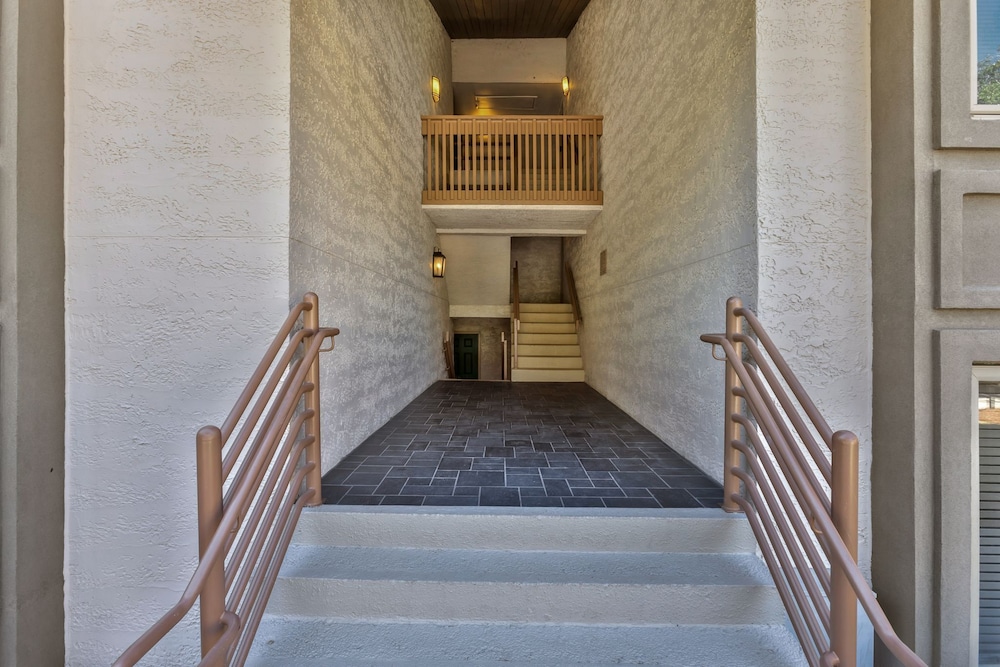 1659 Bluff Villas at The Sea Pines Resort
