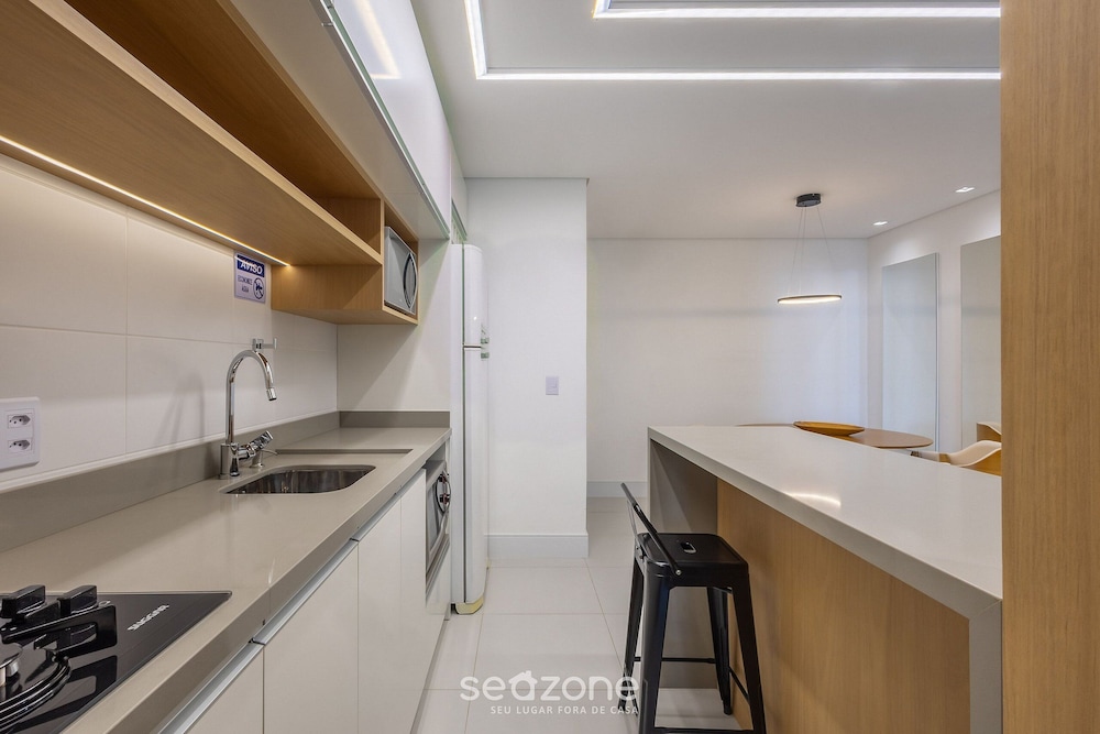 SHC - Condominium With Pool 50m From the Beach in Picarras