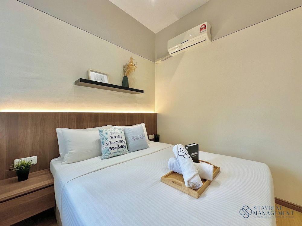 Country Garden Danga Bay Sea View Homestay by Stayrene