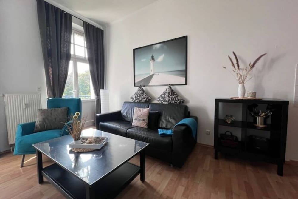 Holiday Apartment With the Sound of the sea