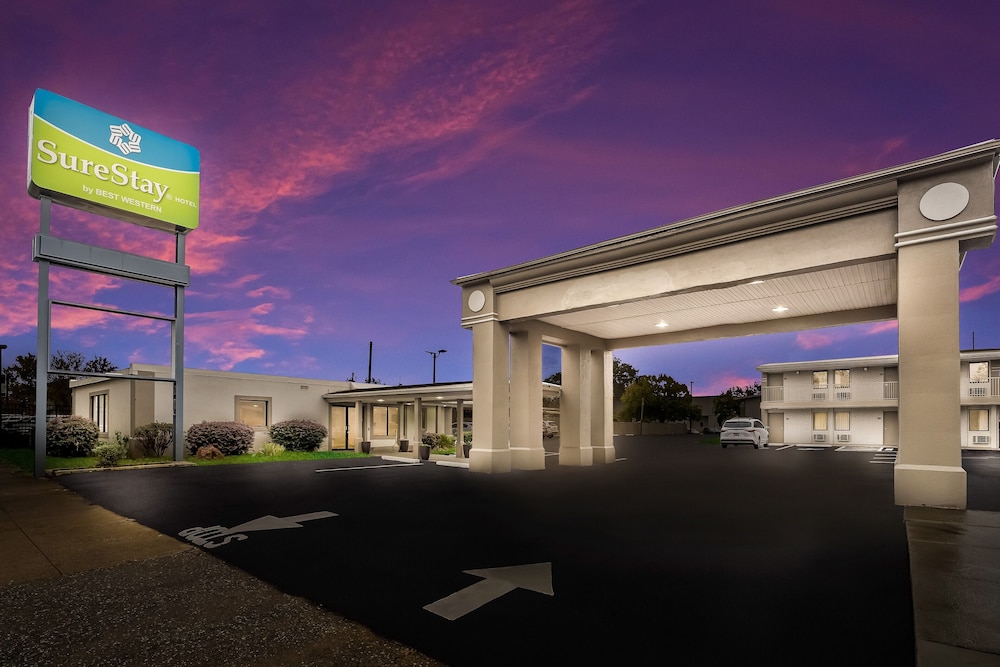 Atlanta Vacations - SureStay Hotel by Best Western Columbus Downtown - Property Image 15