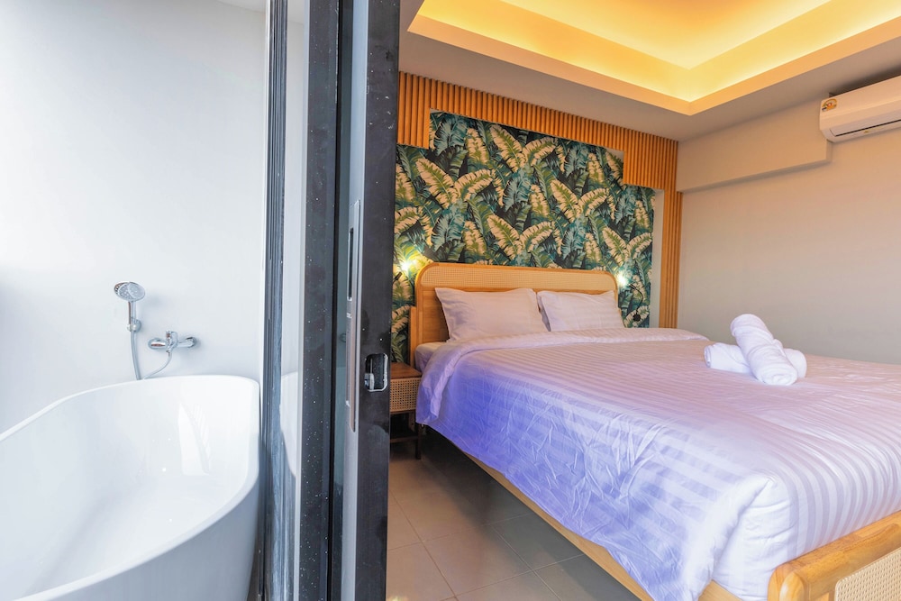 Mellow Poshtel - Kata Beach
