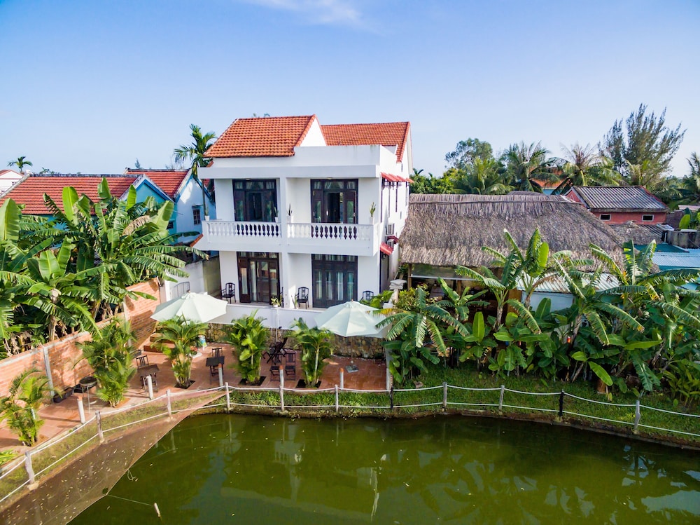 Coconut Hamlet Homestay