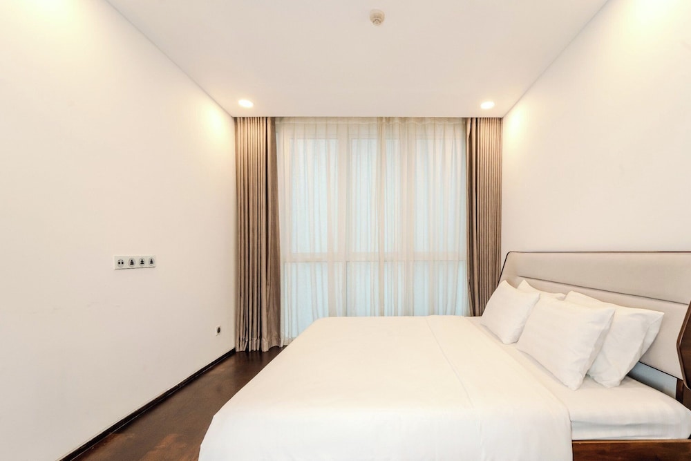 Serenity Luxury Private Pool Villas - Free One Way Airport Shuttle