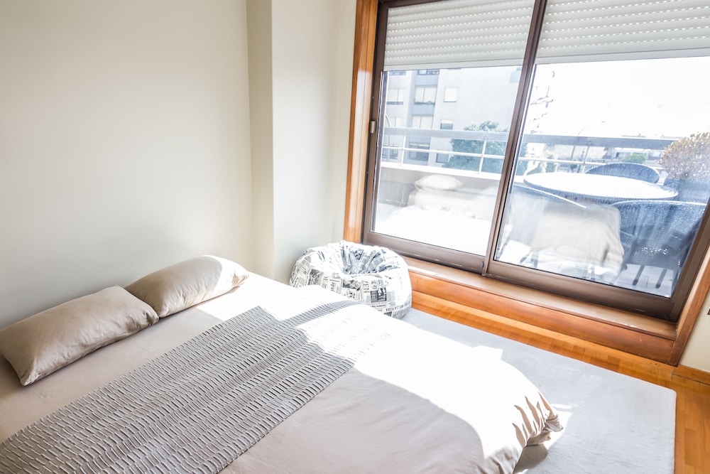DAHome - Collector's Luxurious Apartment