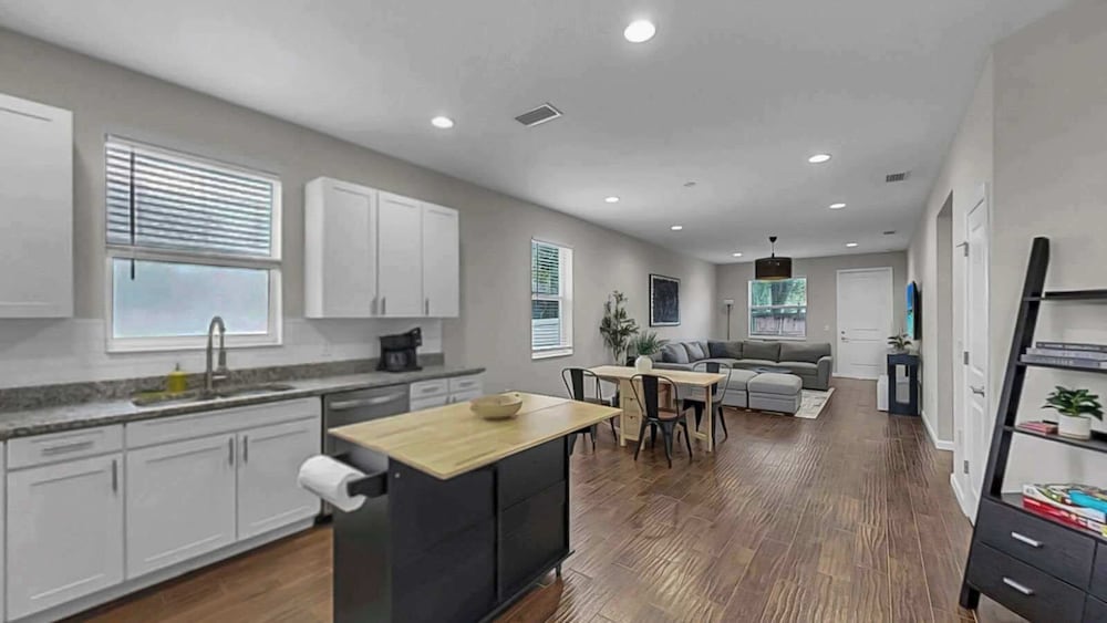 Cozy Downtown Tampa Retreat