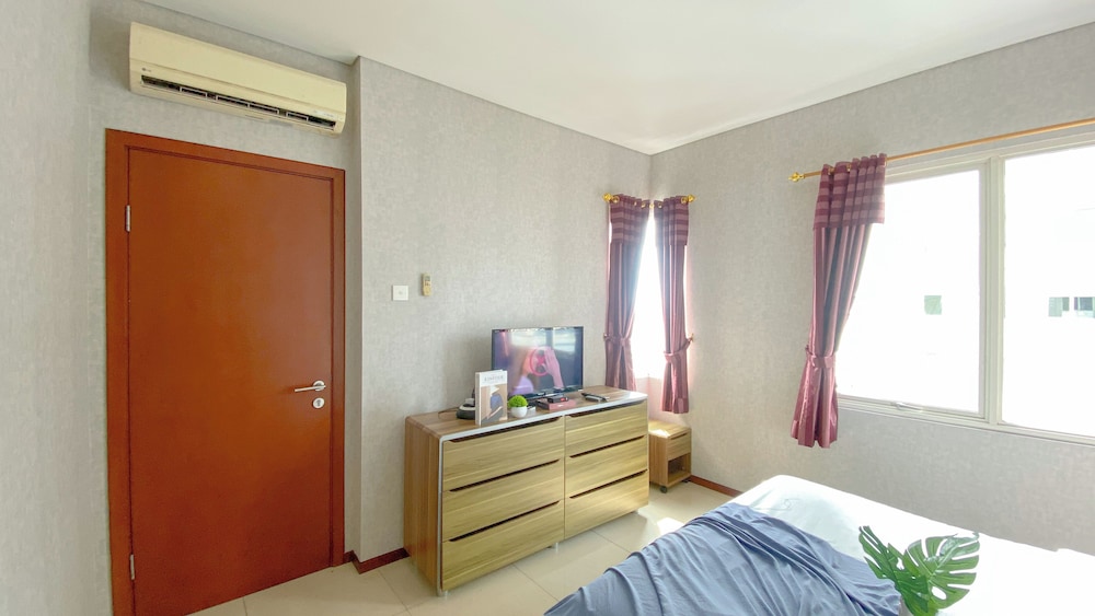 Spacious And Good 3Br At Thamrin Residence Apartment