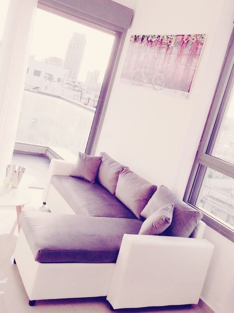 Luxury Apartment in Tel Aviv