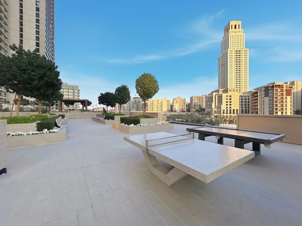 Serene 1BR Escape with Burj Khalifa View