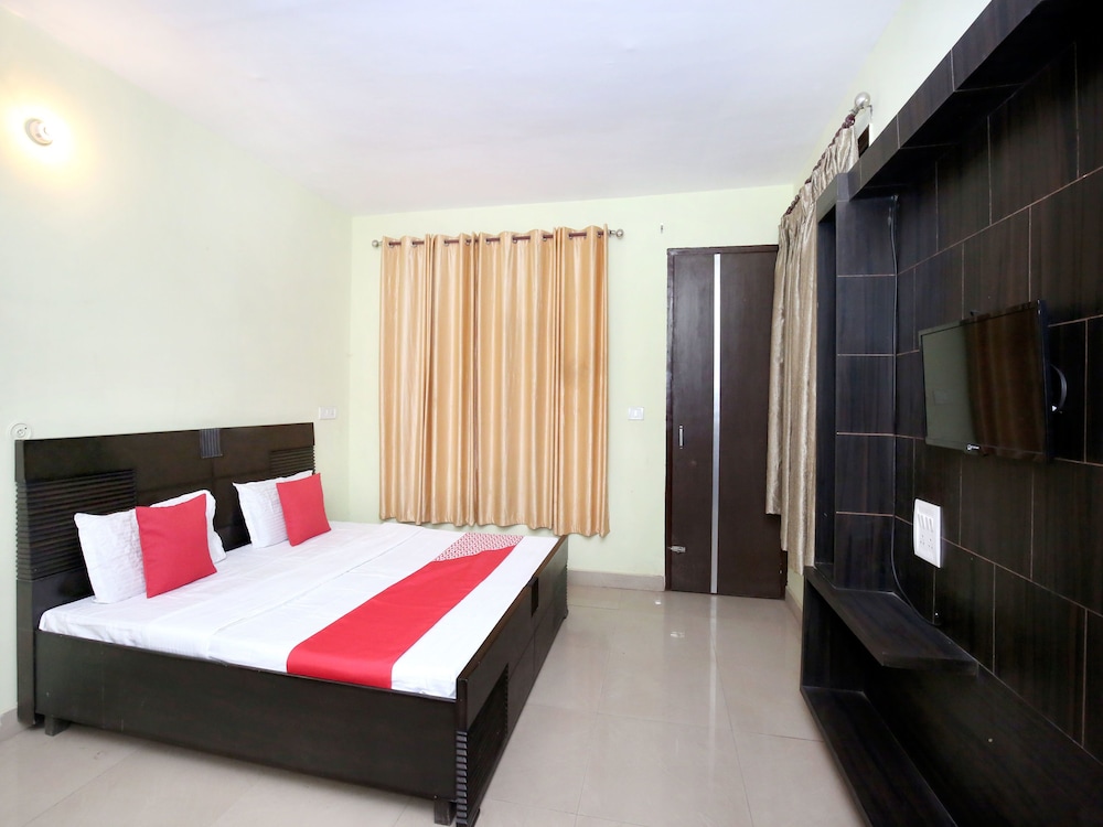 OYO 12223 Home Exotic Hill View Kasauli