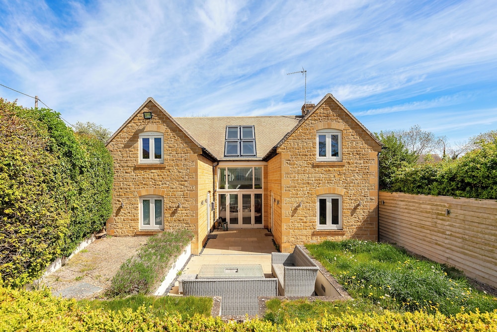 Field House-Stunning 3BD Home in Kingham