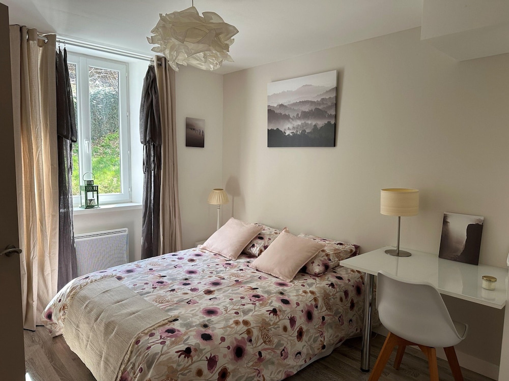 Holiday Home for 6 Guests in Cameliere