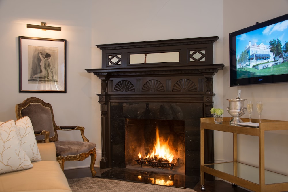 Lenox Vacations - Kemble Inn - Property Image 21