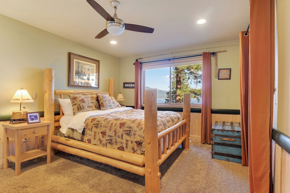 Tahoe Mountain Retreat Sleeps 12!