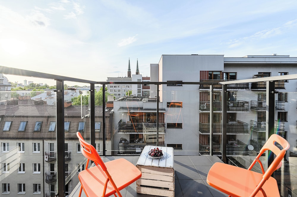 Lumina 3-room apart with large terrace