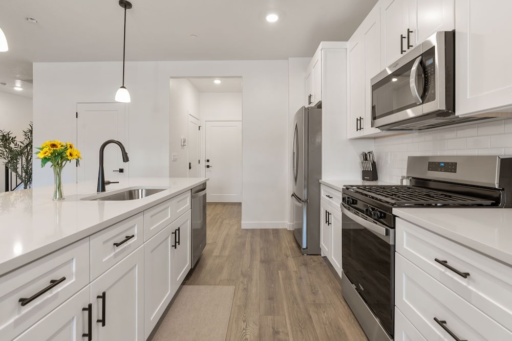 Ripple Retreat 4 Bedroom Townhouse