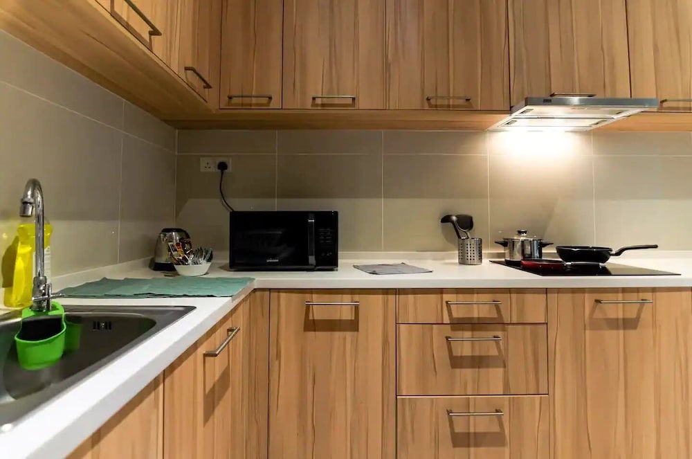Chic 3BR KSL Desplanade 2 TVs Free Parking photo 2