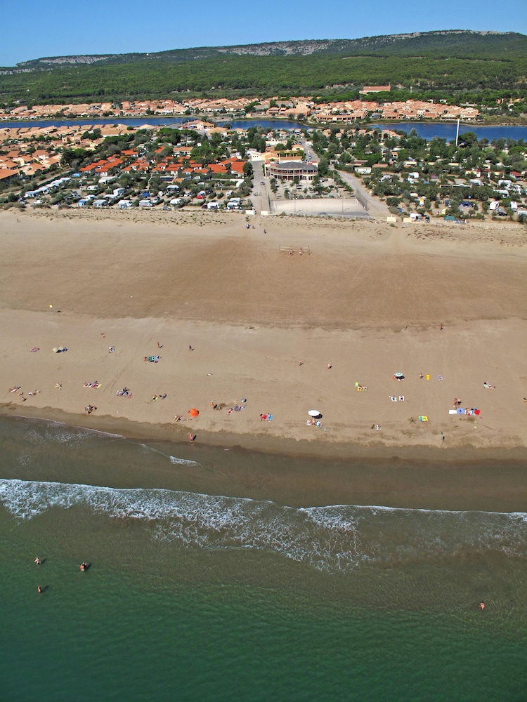 Camping Hameau Des Cannisses