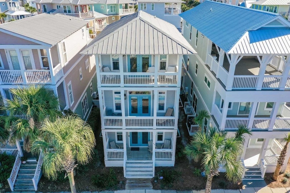 Southern Shores by Avantstay Seacrest Beach Resort Pool