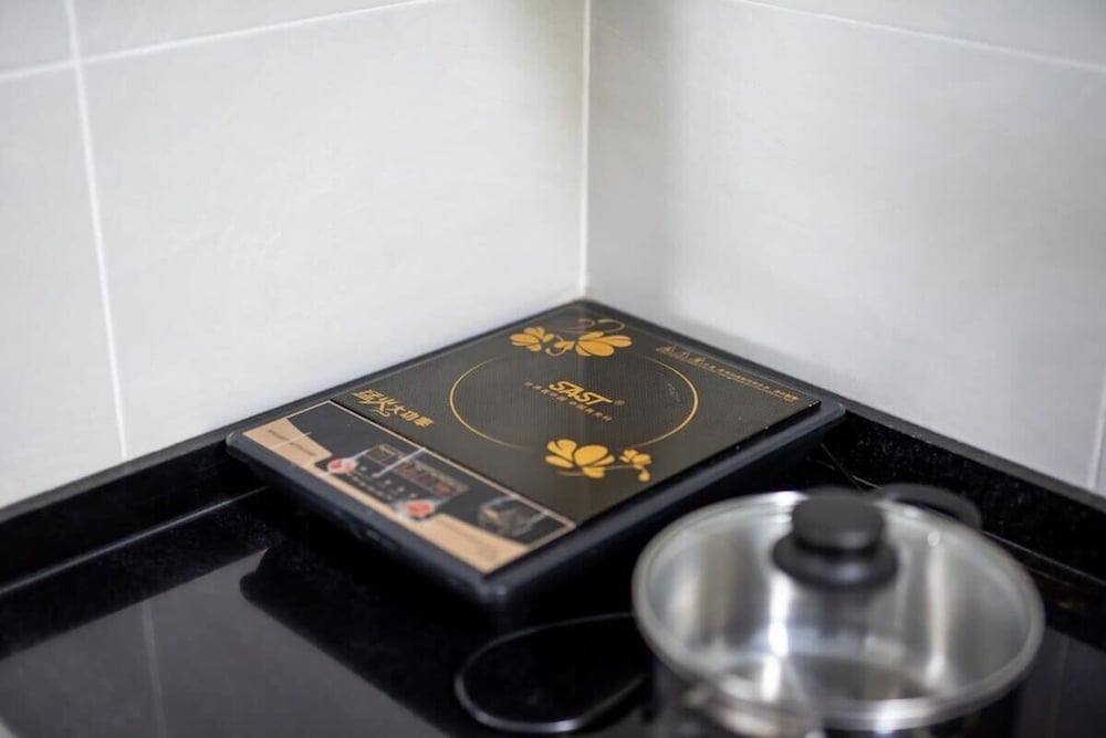 Comfy 3BR Apt @ KSL Daya Near Ikea Tebrau, Parking