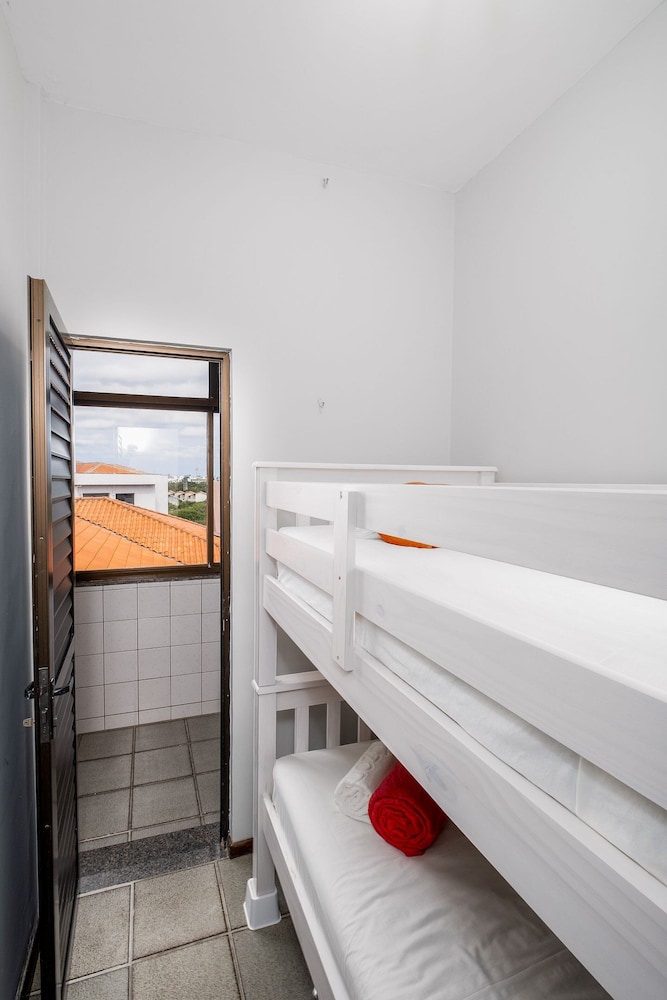 Beira-sea Condominium in Ingleses Norte - POR