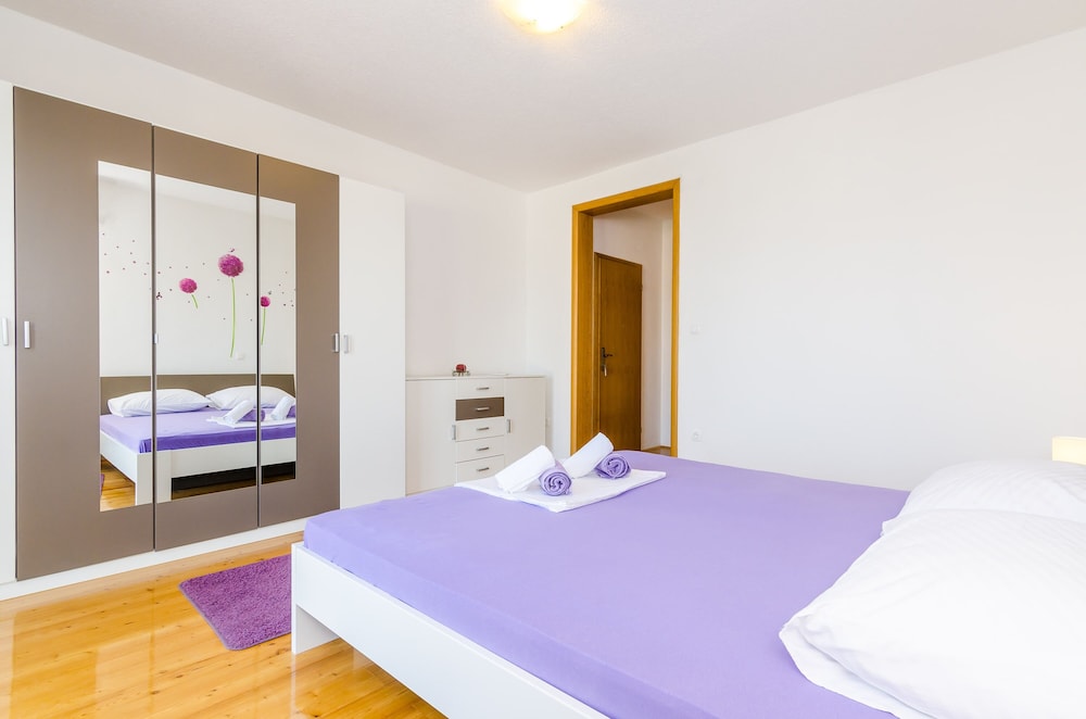 Apartments & Rooms Maždin view 3