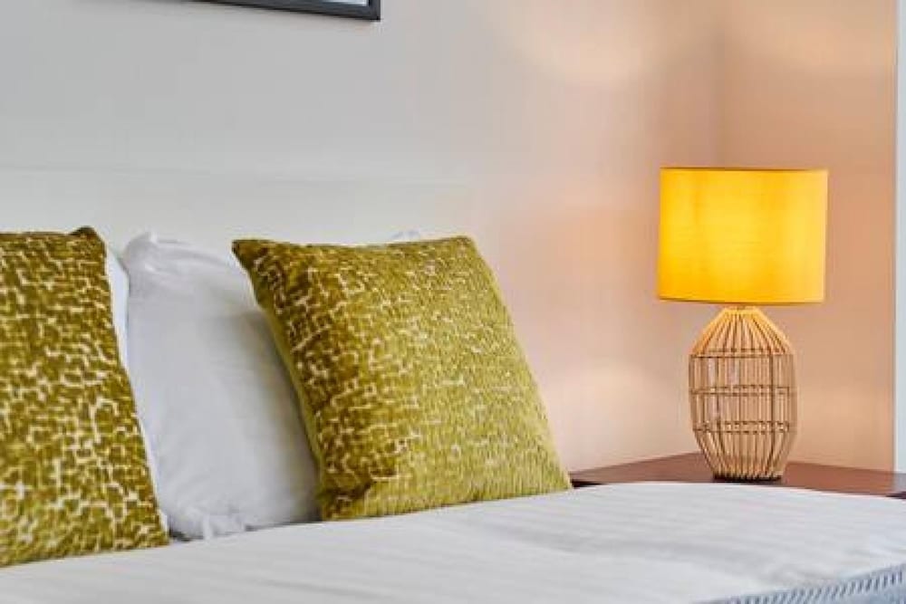 Host Stay The Knight Street Penthouse I