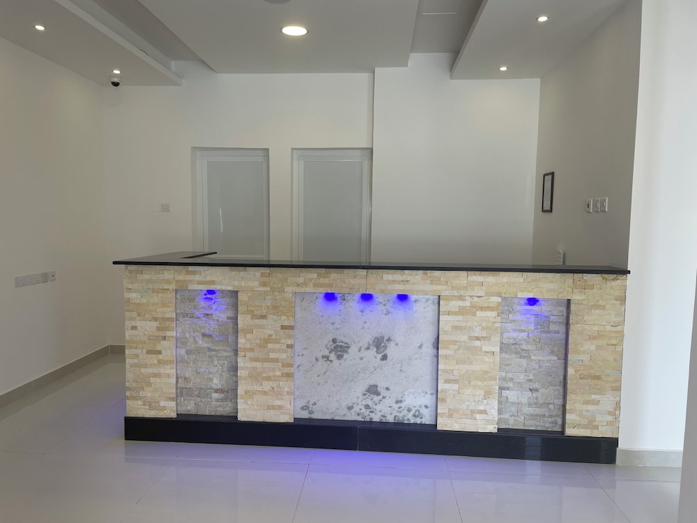 Season Inn Hotel Apartment by Duqm