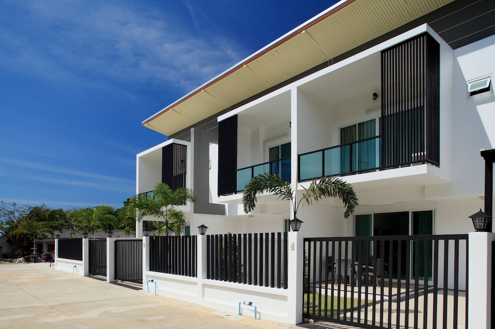 Kata Hill View Villas by Kata Sea View Villas
