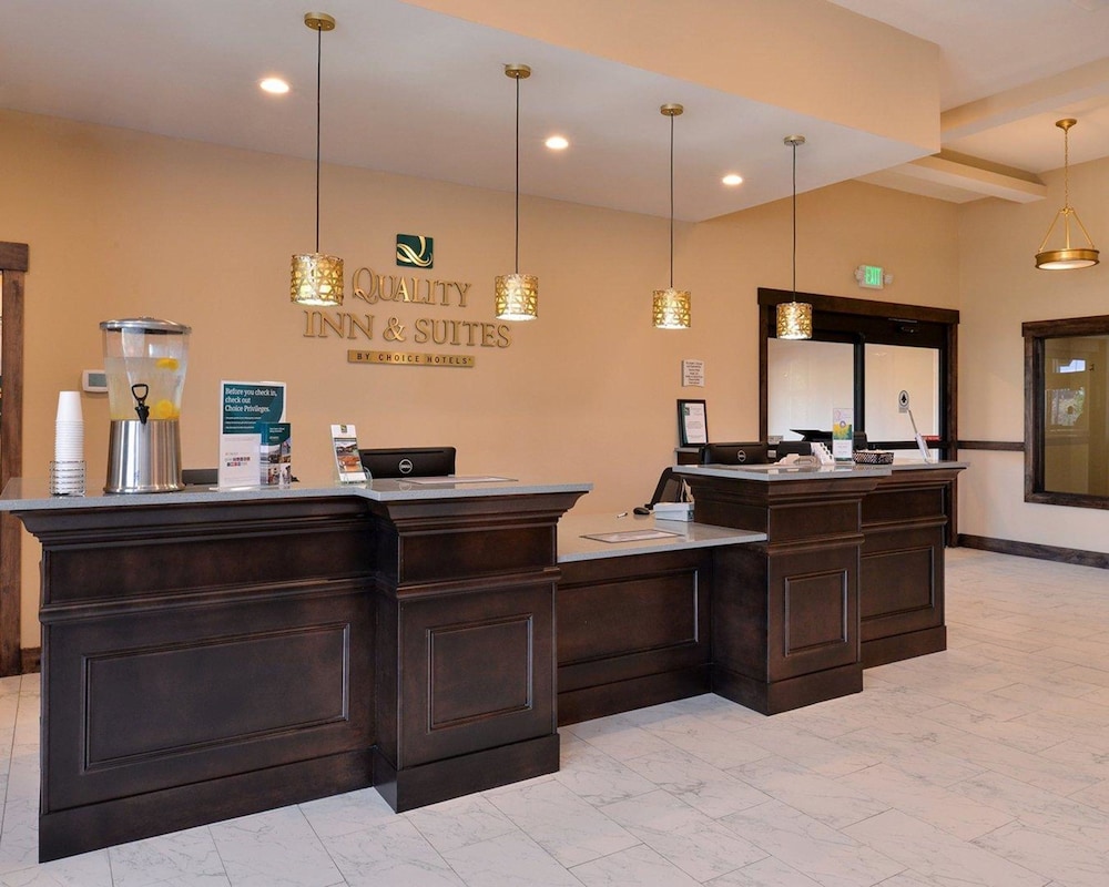 Quality Inn & Suites Tacoma - Seattle
