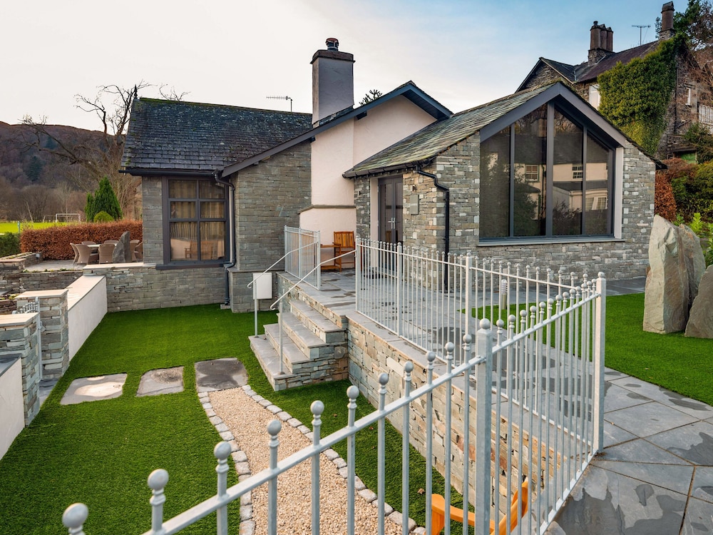 Landower House