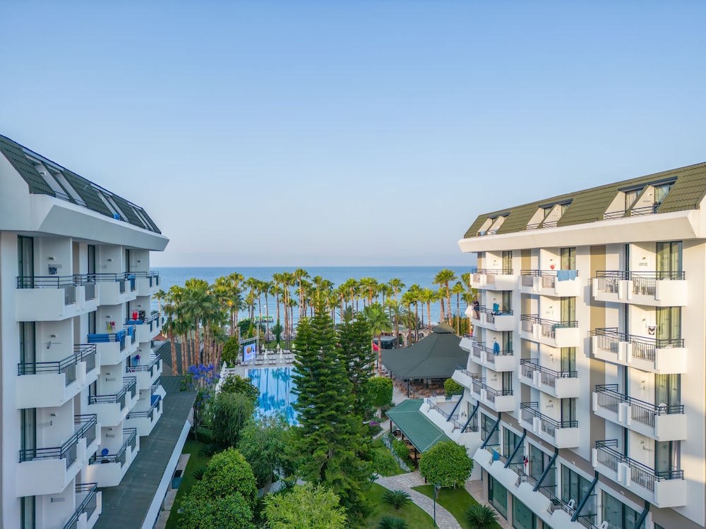 Meryan Otel - Her Şey Dâhil - Image 34