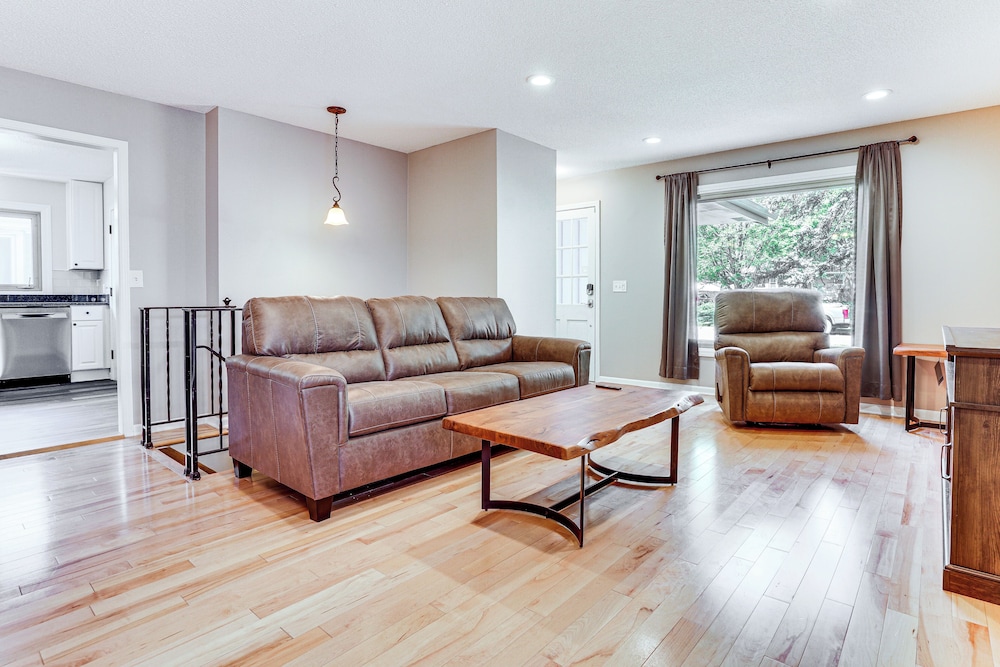 8 Mi to Central Minneapolis: Modern Home w/ Yard