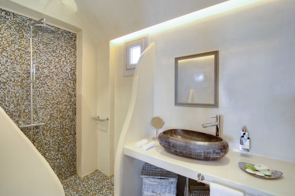 Santorini Secret Premium